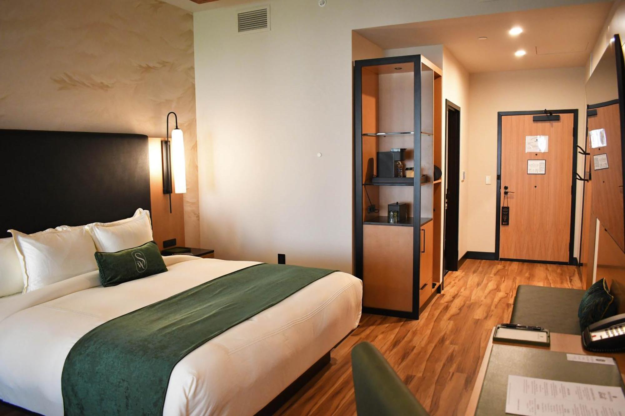 The Swiftwater Hotel Eksteriør billede